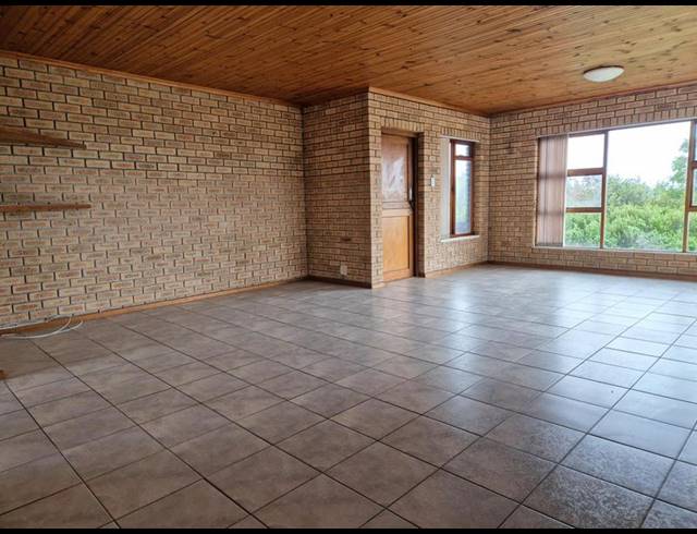 2 BEDROOM HOUSE FOR SALE IN FRANSKRAAL